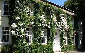 Rose-in-vale Country House Hotel 4*